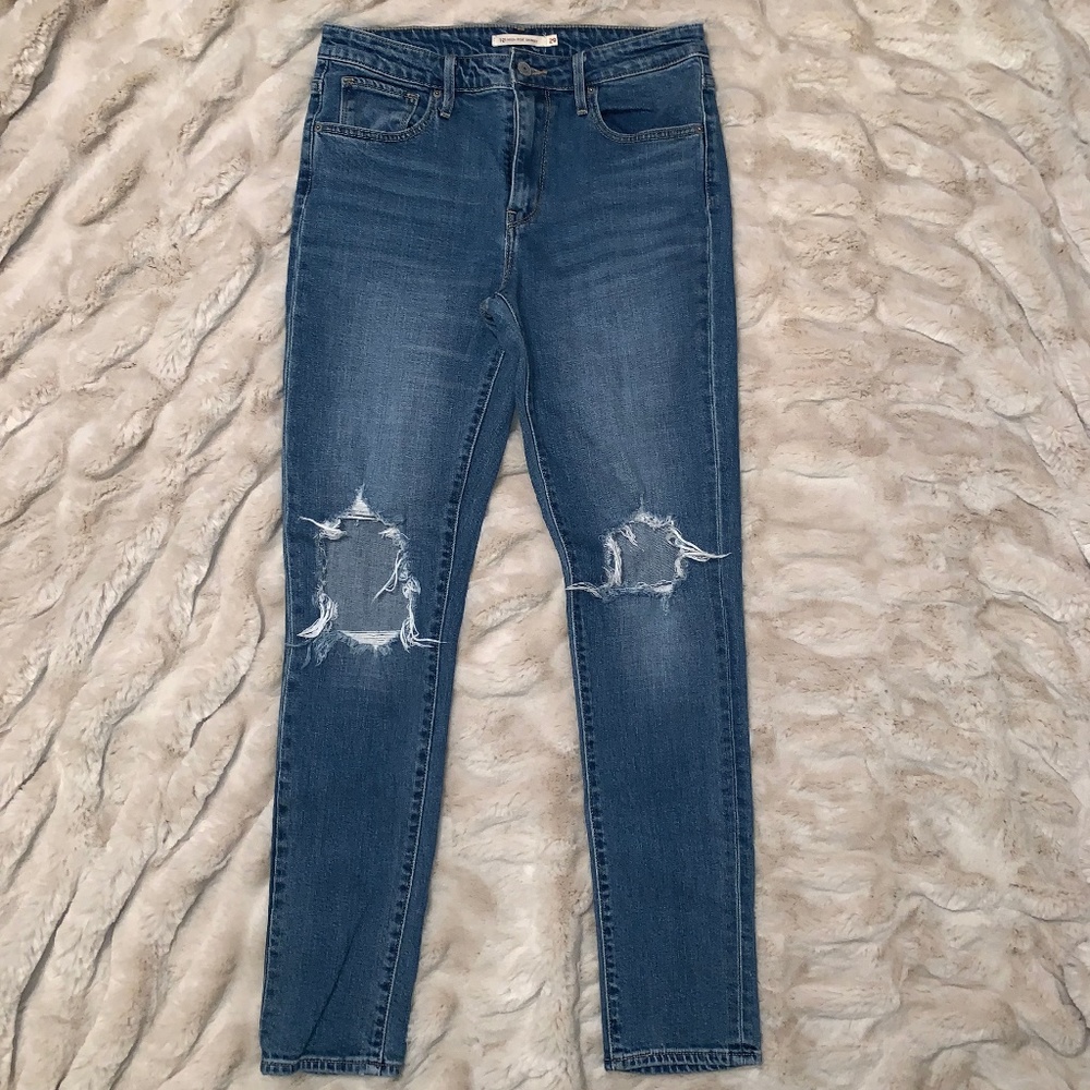 Levis 721 High Rise Skinny Jeans
